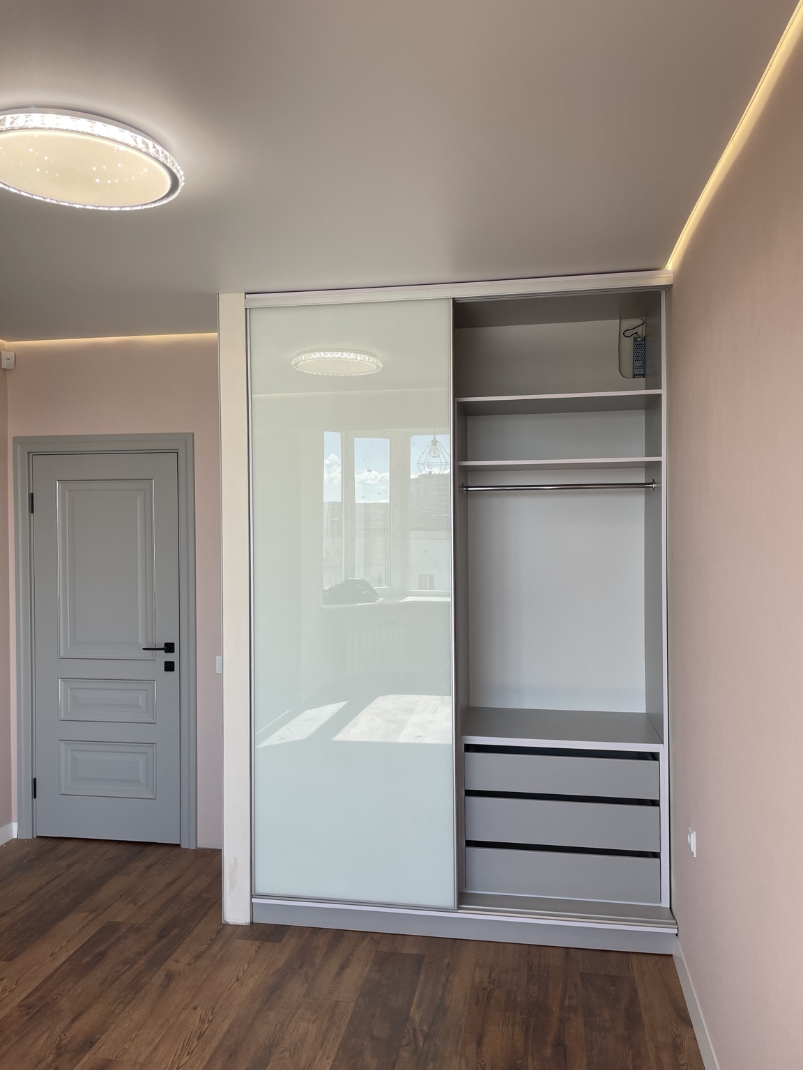 Sliding door design 27
